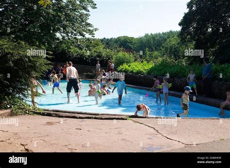 Knaresborough paddling pool Stock Photo - Alamy