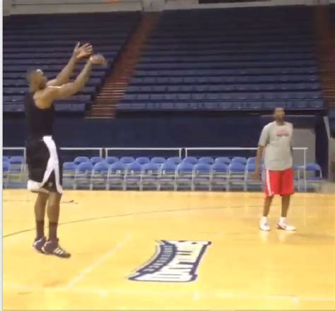 Dwight Howard Skipped ASG Parties To Workout (Video) - BlackSportsOnline