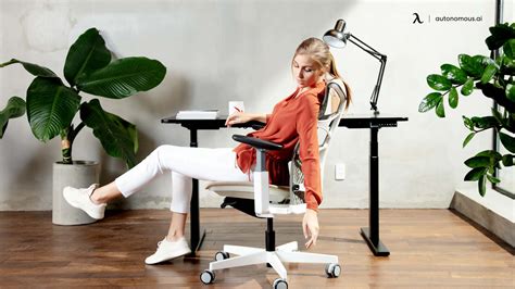 What Is A Good Office Chair with Adjustable Seat Depth?
