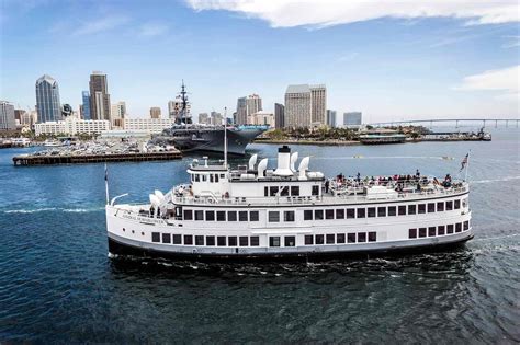 Should You Book a Sydney Harbour Cruise?