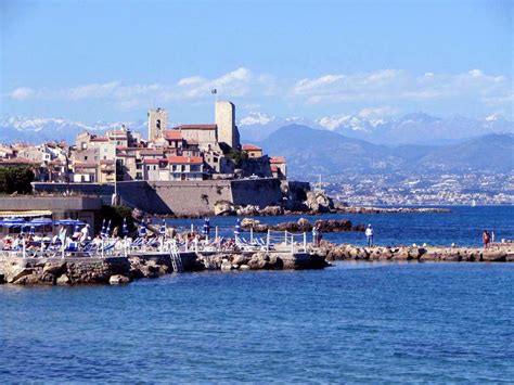 Antibes Family Hotels - up to 40% Deals | Book Your Family Room in ...