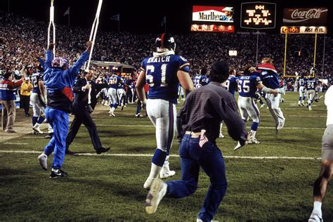 A look back at Super Bowl XXV — Giants win on 'wide right' kick