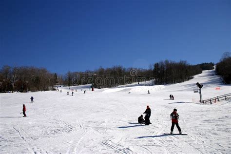 Loon Mountain Ski Resort stock image. Image of travel, winter - 318033