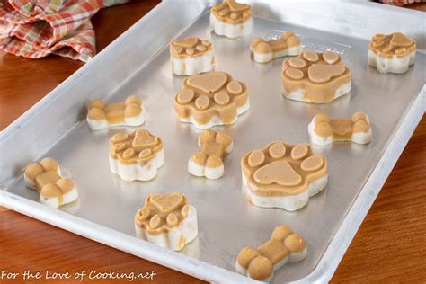 Frozen Peanut Butter & Banana Dog Treats | For the Love of Cooking