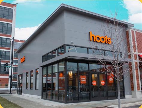 hoots wings Hoots Wings Expands into New Market - hoots wings