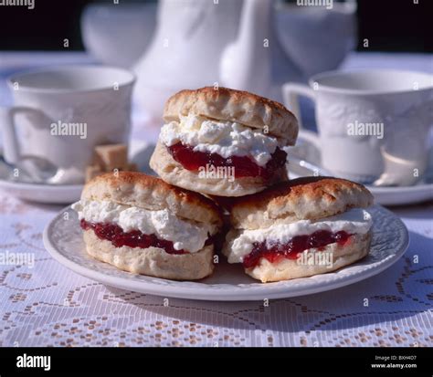 Cornish Cream Tea Stock Photo - Alamy