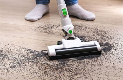 The 5 Best Cordless Stick Vacuum for Vinyl Floors Buying Guide in 2023 ...