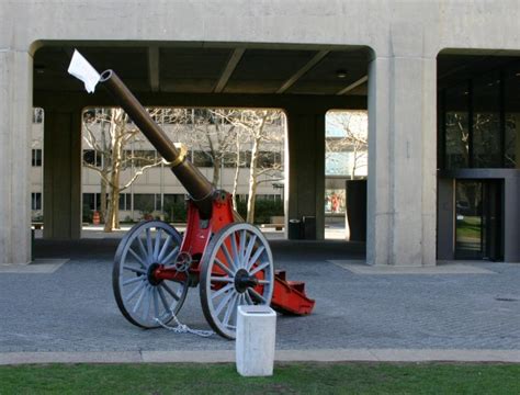 IHTFP Hack Gallery: Caltech's Fleming Cannon transported to MIT