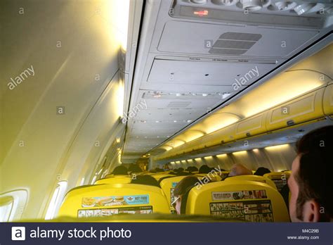 Ryanair Plane Cabin Interior Stock Photos & Ryanair Plane Cabin ...