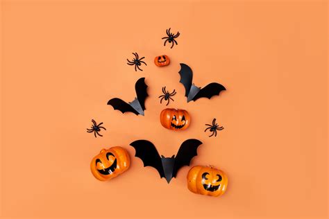 737 Orange Background Halloween For FREE - MyWeb