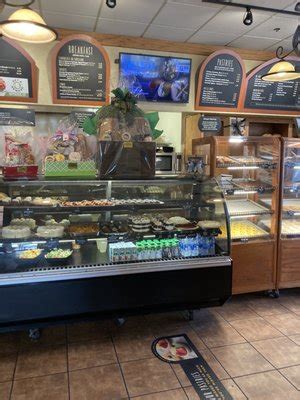 KNEADERS BAKERY & CAFE - Updated December 2024 - 46 Photos & 83 Reviews ...