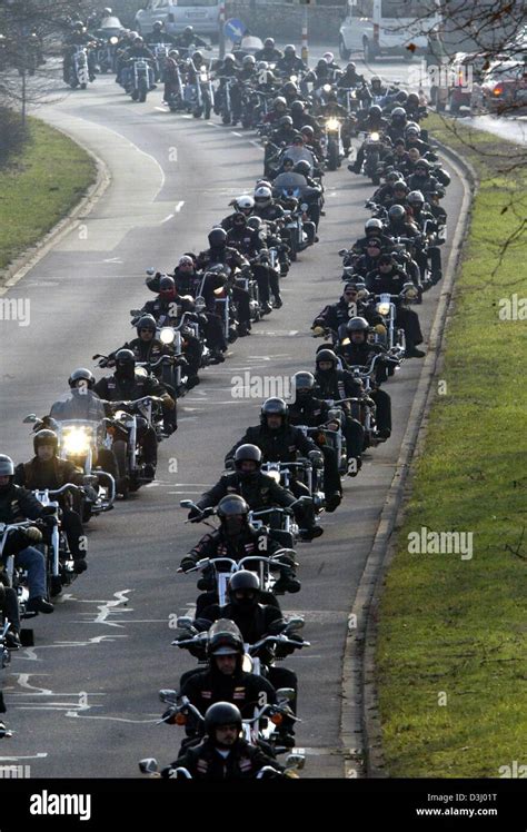 (dpa) - Members of the 'Hell's Angels' Motorcycle Club drive in a Stock ...