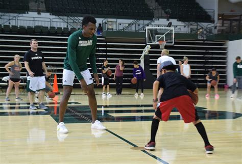 Photos: UWGB Basketball Fundamentals REACH activity | Big Brothers Big Sisters of Northeast ...