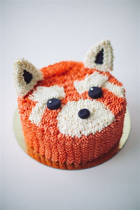 Red Panda Cake for Teddy's 5th Birthday | Panda cakes, Panda cupcakes, Animal cakes