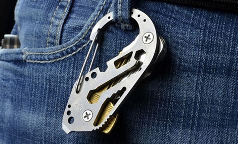 The Best 'Built to Last' Keychain Carabiners