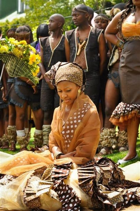 Tswana, South Afrika | South african weddings, African bride, African ...