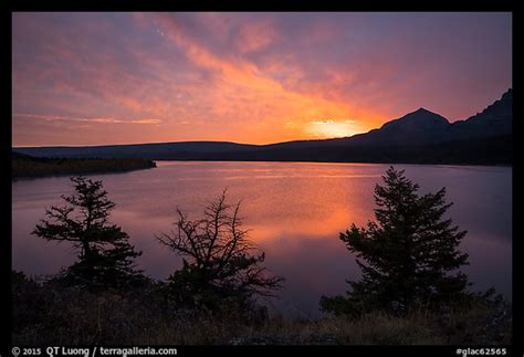 Picture/Photo: Colorful sunrise over Saint Mary Lake. Glacier National Park