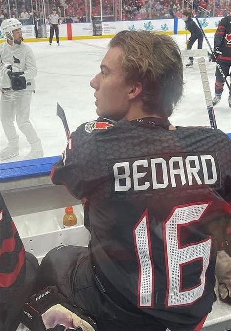 Connor Bedard | Boys hockey, Hockey players, Hot hockey players