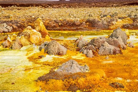 Out of this world photos of African sulphur springs look just like ...