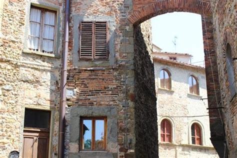 Anghiari, Italy: travel guide for the Tuscany town of Anghiari