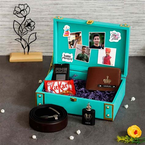 Trunk Gift Hamper For Him | Best Gifts For Him - Homafy