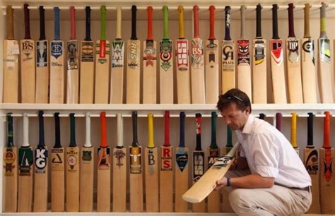 Inside a cricket bat manufacturing workshop | Amusing Planet