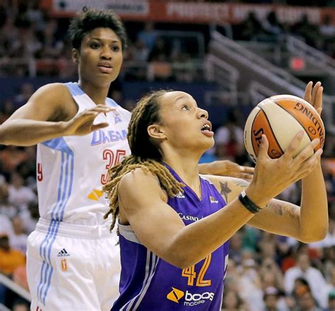 Griner dunks, scores 17 in wild WNBA all-star shootout - WacoTrib.com: Brittney Griner