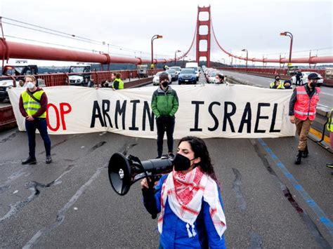 Anti-Israel Protesters Shut Down Golden Gate Bridge