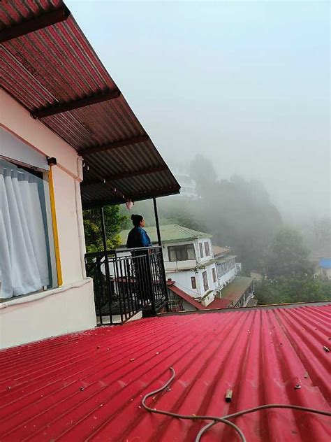 The Hosteller Mussoorie, Mall Road 𝗕𝗢𝗢𝗞 Mussoorie Hostel 𝘄𝗶𝘁𝗵 ₹𝟬 𝗣𝗔𝗬𝗠𝗘𝗡𝗧