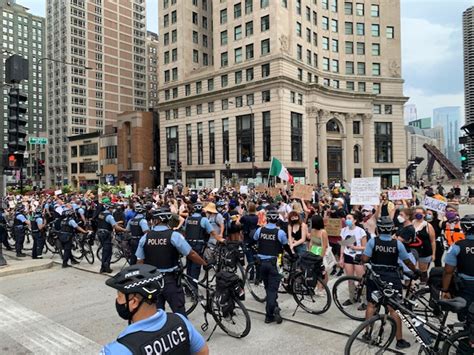 Chicago Protests Live Blog: Demonstrators Clash With Police, March Into the Loop – NBC Chicago