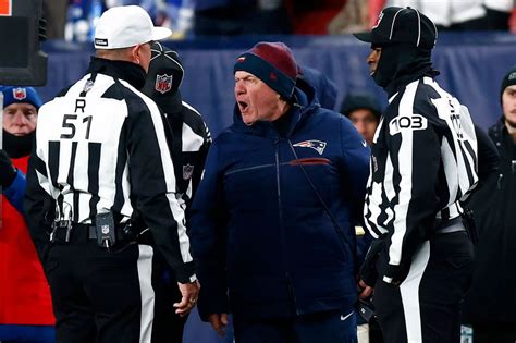 Patriots' Bill Belichick caught on hot mic screaming at ref