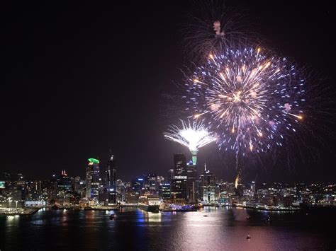 NYE fireworks 2020: Celebrations in Australia, world | video, photos | Herald Sun