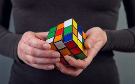 #239 - Solving The Rubik's Cube - Selina Man Karlsson