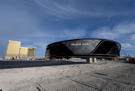 The Las Vegas Raiders' Allegiant Stadium Has Lights Installed & It ...