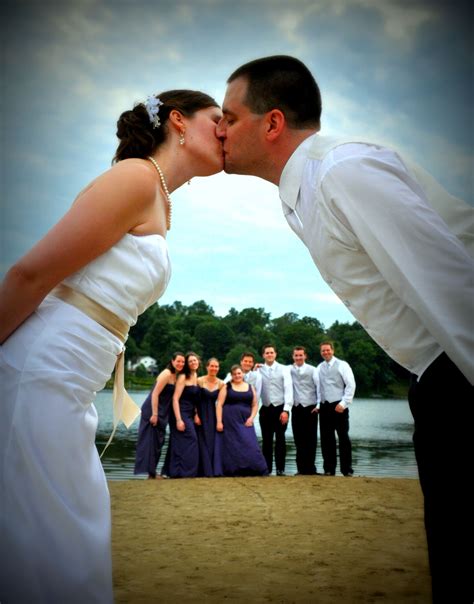 wedding picture poses examples - Siobhan Jorgenson