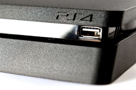 PlayStation 4 hacked: pirate software available, more PS2 titles ...