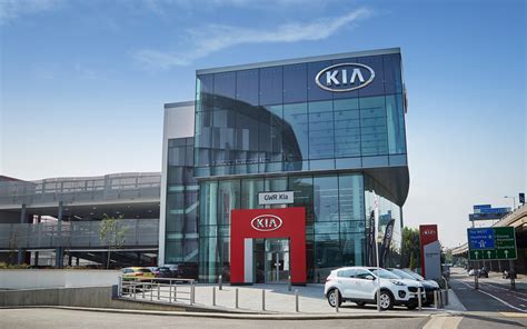 Norton Way opens biggest Kia dealership in Europe | Car Dealer News