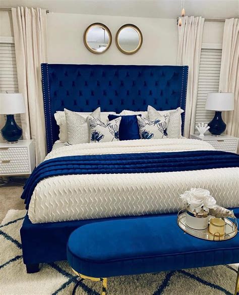 Pin by Darkskinn Queen 😍🤘🏿 on Rooms decorating | Blue and gold bedroom ...