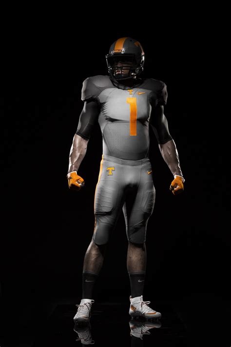 Photos: Tennessee Volunteers unveil new Nike alternate uniforms