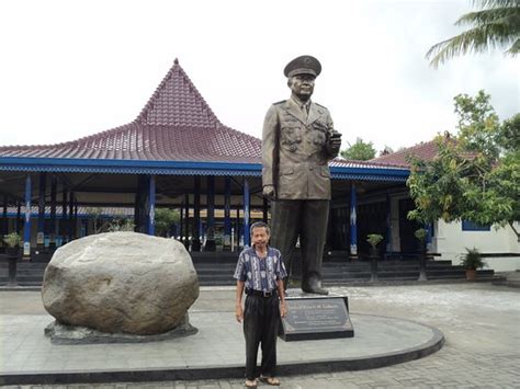 Museum HM Soeharto, Bantul - Tripadvisor