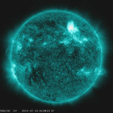 Spectacular solar storm reaches Earth - CBS News