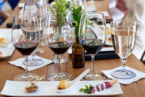 The 10 Best Wine & Food Pairings at Napa Valley Wineries - NapaValley.com