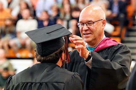 Photos: Flathead High School Graduation 2017 - Flathead Beacon