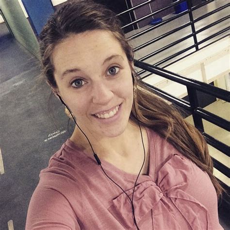 Makeup-Free Jill Duggar Listens to Religious Sermon at the Gym: See the ...