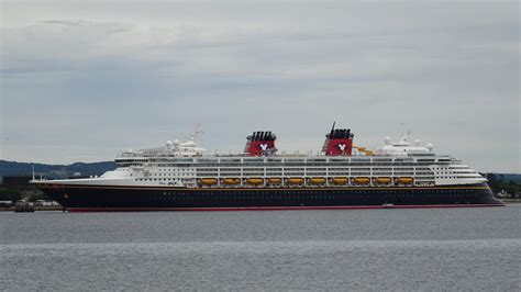 What Does Disney Magic Cruise Ship Look Like? - LuxuryTravelDiva