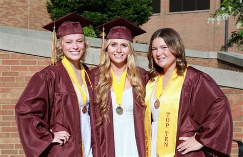 Graduation 2023: Stow-Munroe Falls High School (69 photos) - cleveland.com