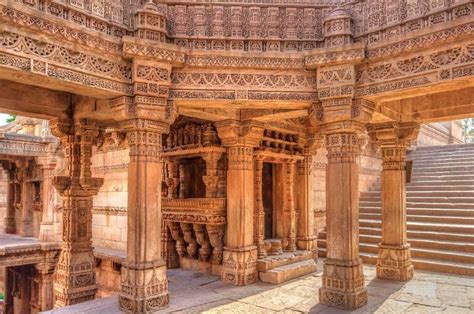 Adalaj Stepwell Ahmedabad, History, Timings, Entry Fee & Facts