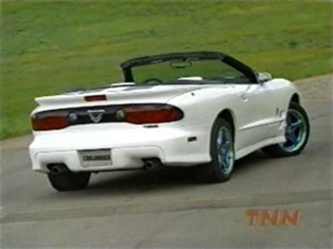 » 2000 Convertible Pony Car Comparison Test Drive