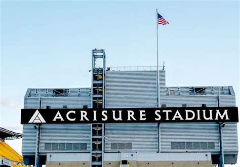 Steelers unveil new Acrisure Stadium signs to replace old Heinz Field logo | Pittsburgh Post-Gazette