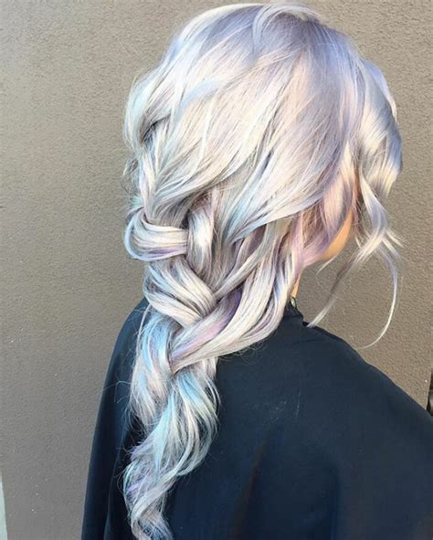 36 Beautiful Holographic Hair Trend Pictures That Are So Stunning You Can't Look Too Long At Them